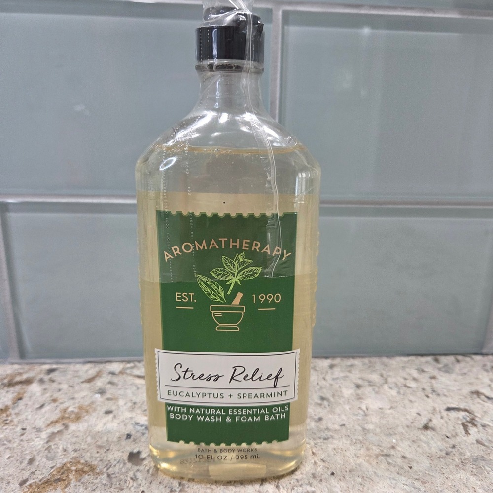 Bath & Body Works Aromatherapy Stress Relief Eucalyptus Spearmint Body Wash